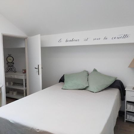 T2 De Standing Pres Du Port, Avec Terrasse Et Clim Apartment La Ciotat Ngoại thất bức ảnh